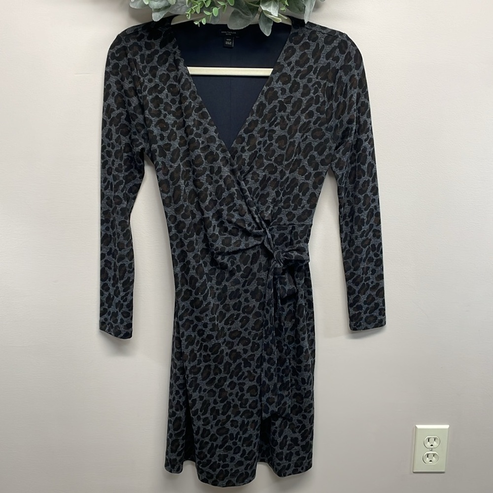 Ann Taylor Petite Gray Leopard Print Knit Wrap Dress XXSP